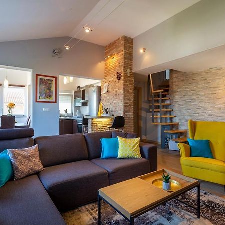Apartman Ember Πούλα Εξωτερικό φωτογραφία
